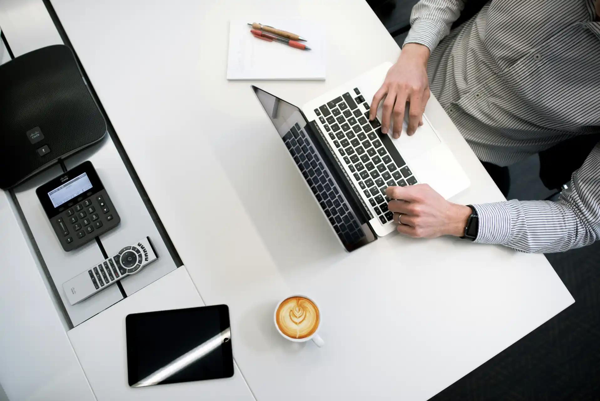 Work desk